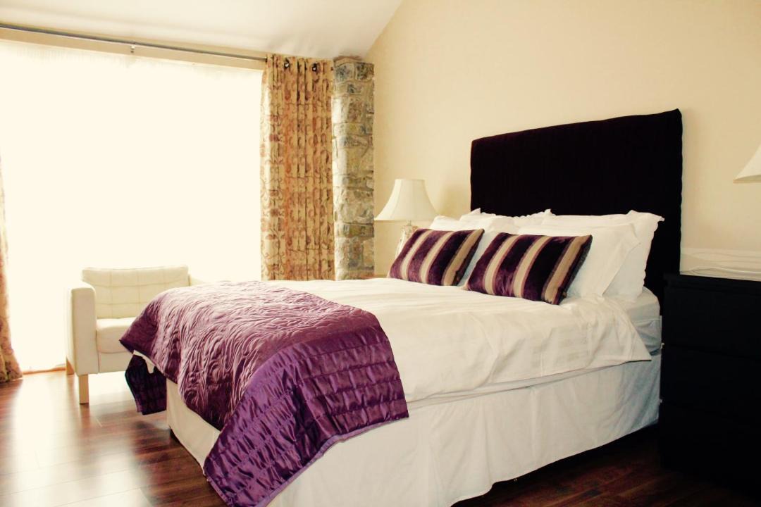 Photo of Bedroom in Donore