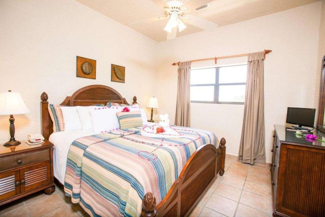 Photo of Bedroom in French Harbour