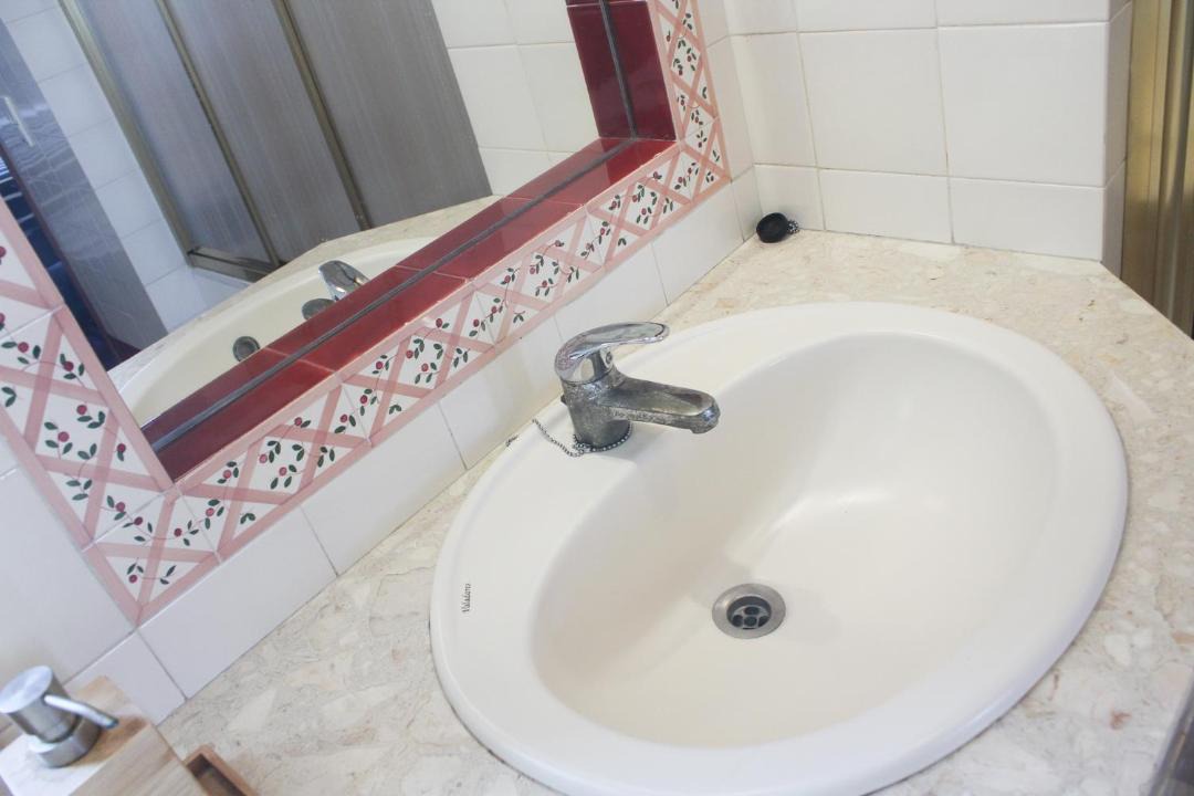 Photo of Bathroom in Lumiar