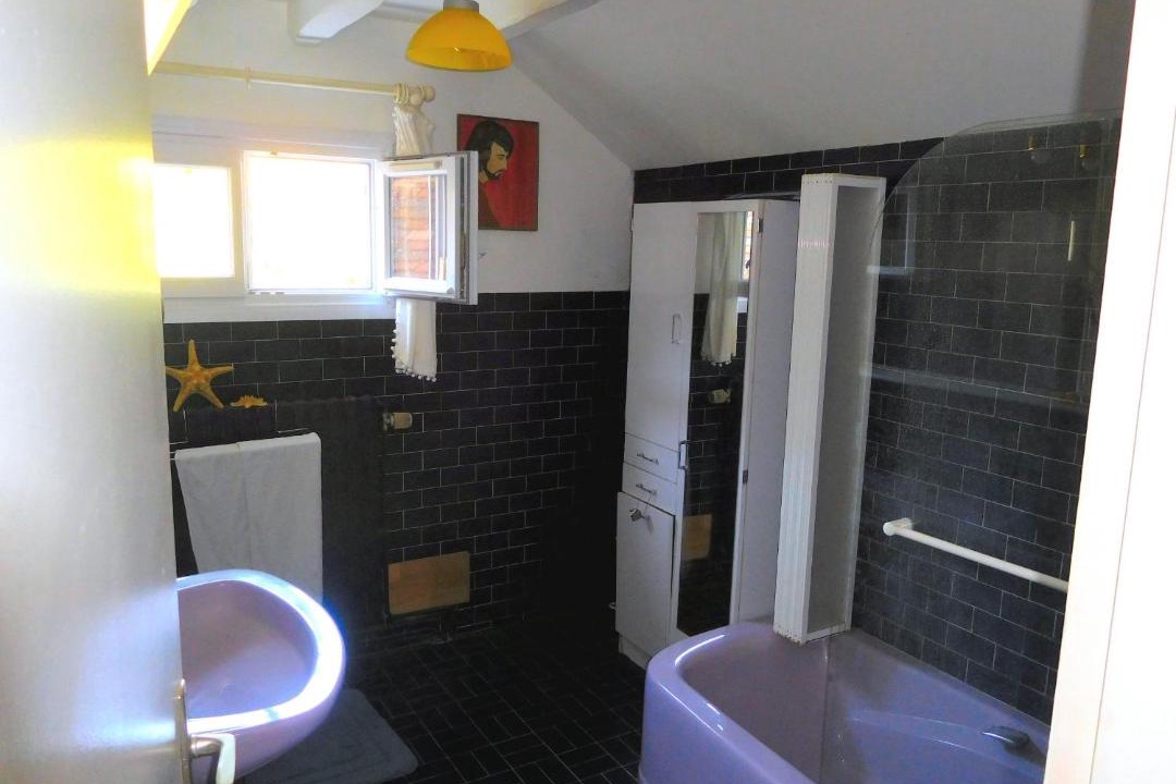 Photo of Bathroom in Sainte-Gemme-Moronval