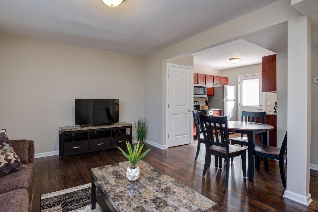 Photo of Livingroom in Chestnut Hill