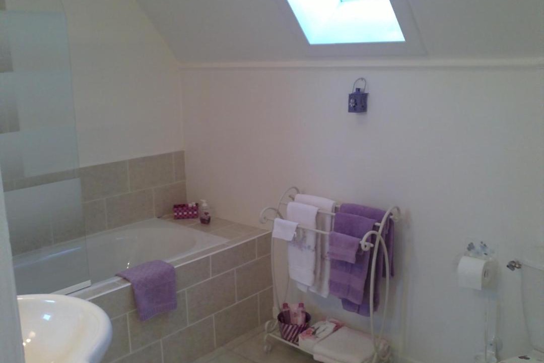 Photo of Bathroom in Plessala