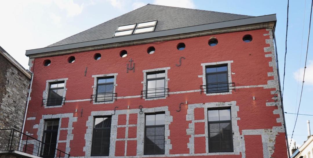 Photo of Buildings in Huy
