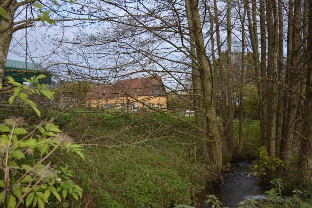 Photo of Buildings in Cisai-Saint-Aubin