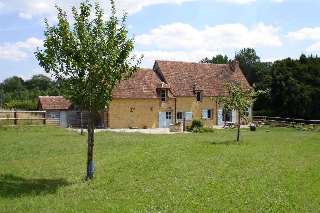 Photo of Others in Cisai-Saint-Aubin