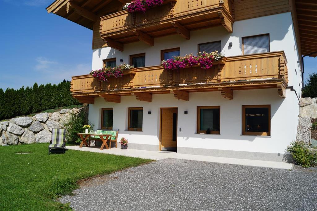 Photo of Buildings in Soell