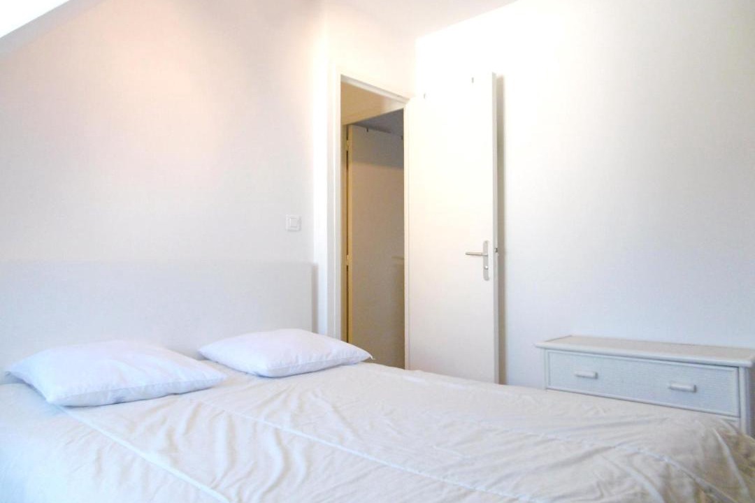Photo of Bedroom in Saint-Jacques
