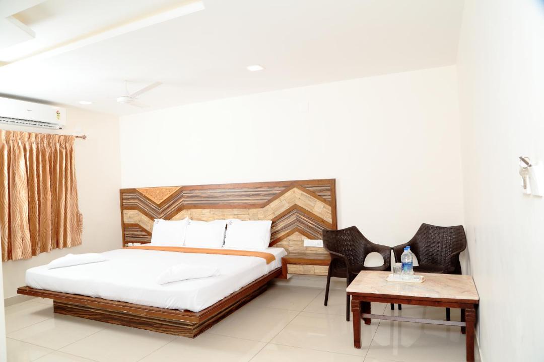 Photo of Bedroom in Velankanni