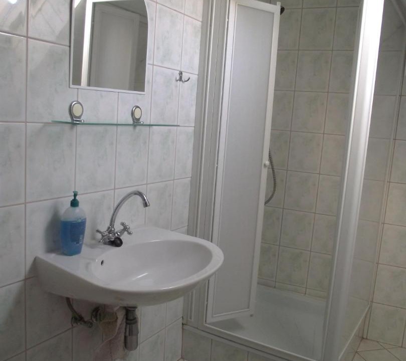 Photo of Bathroom in Halaszi