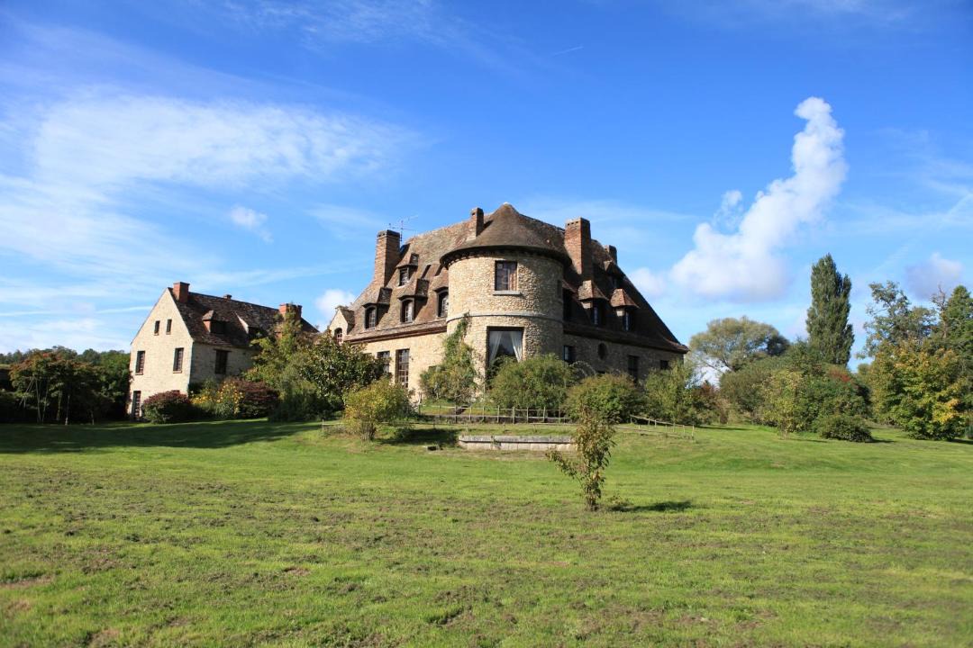 Photo of Others in Saint-Cyr-sous-Dourdan