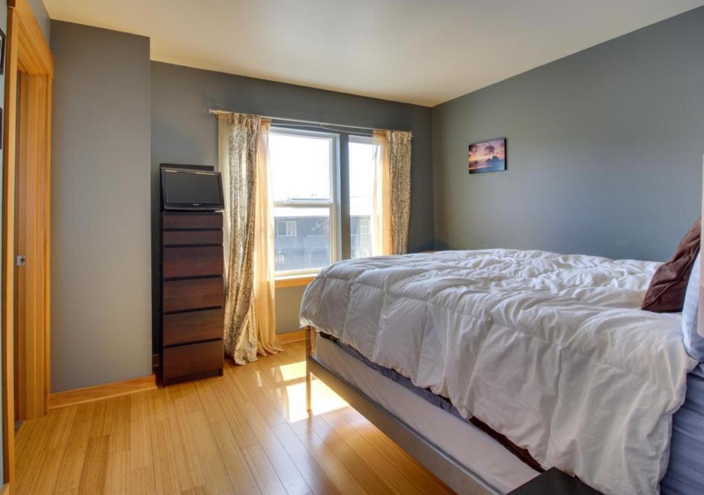 Photo of Bedroom in Happy Camp Hideaway