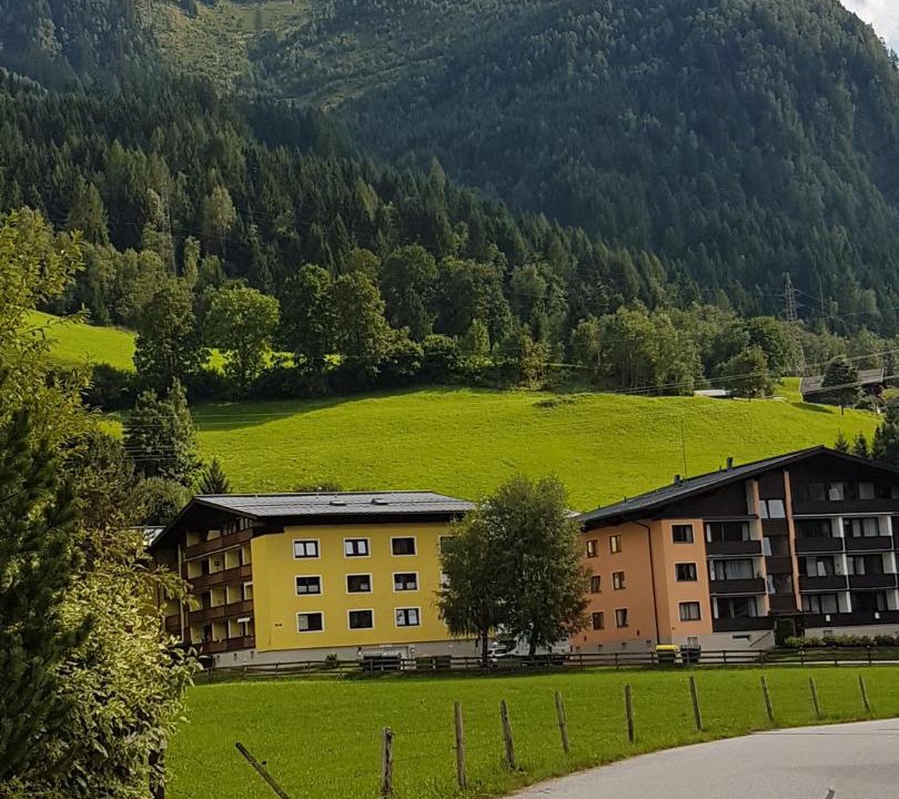 Photo of Buildings in Kaprun
