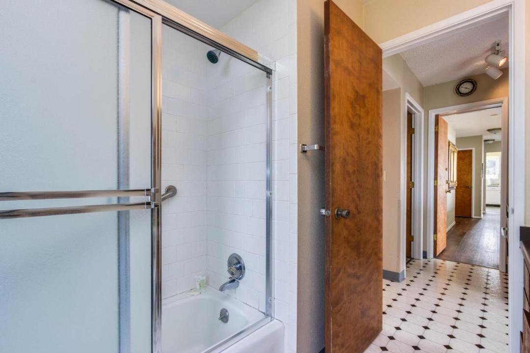 Photo of Bathroom in Bandon