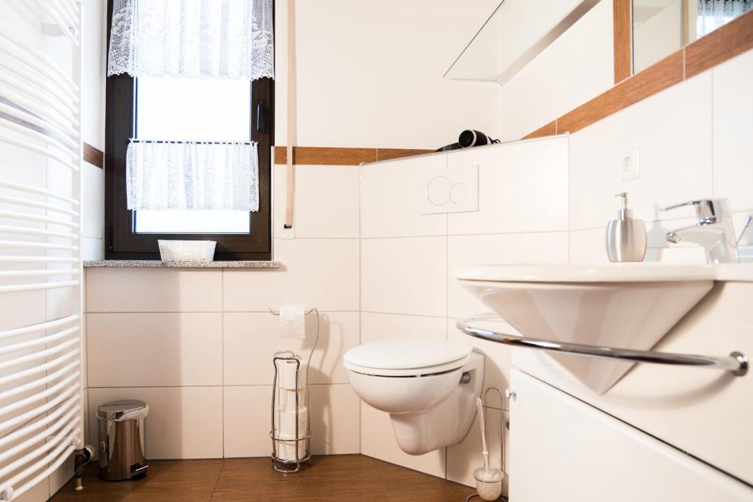Photo of Bathroom in Ochtendung