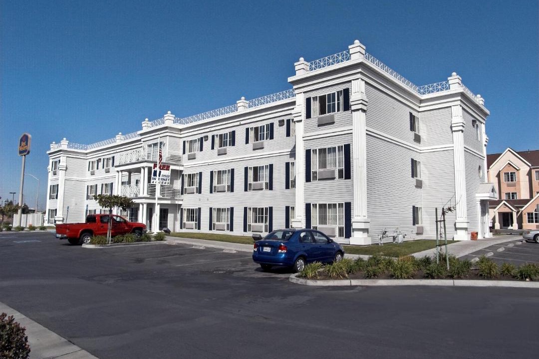 Photo of Buildings in Salinas