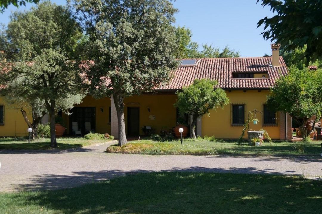 Photo of Buildings in Rubano