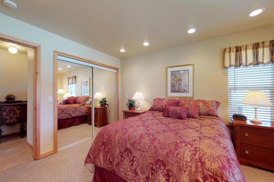 Photo of Bedroom in Port Orford