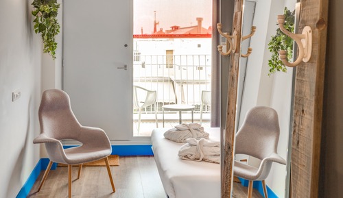 Deluxe King - Terrace, Private Bathroom