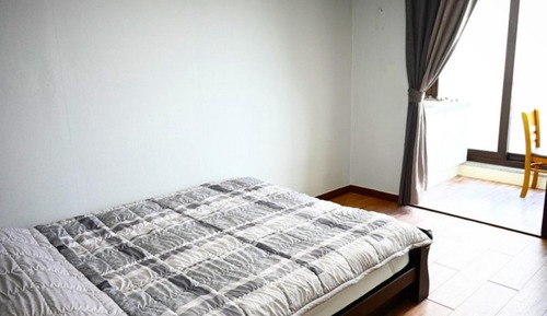 Room (Bed Room (8 pyeong Room 305))