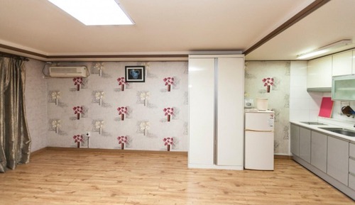 Room (Movable 102 (bedroom))