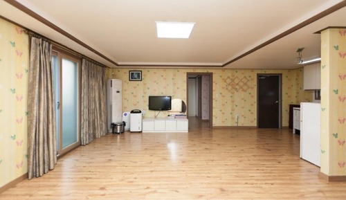 Room (Operation 201 (Group Room))