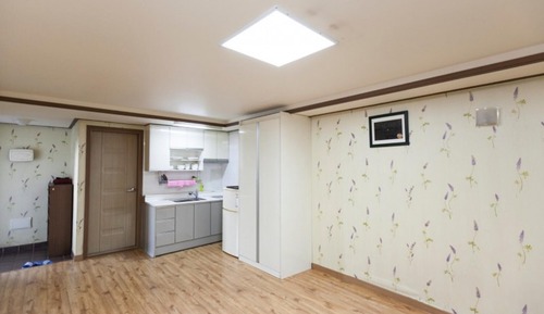 Room (Na-dong No 203 (Bedroom))