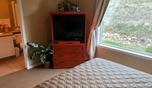 Luxury Condo, 2 Bedrooms (U409)