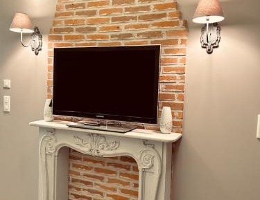 Deluxe Room (2 Adults + 1 Child)