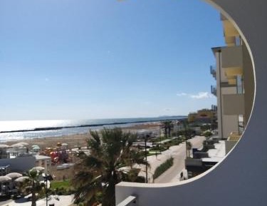 Deluxe Double Room with Balcony and Sea View