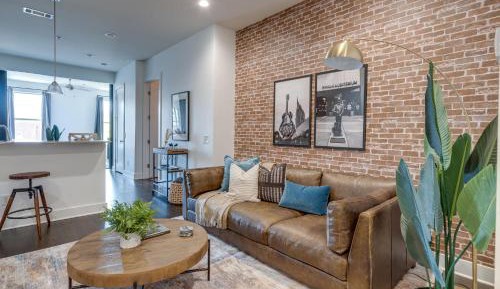One-Bedroom Holiday Home