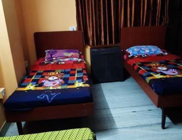 Mixed Dormitory Room