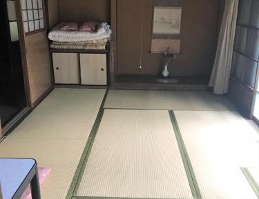 Japanese-Style Twin Room with Shared Bathroom - Non-Smoking