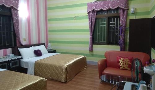 Standard Queen Room with Two Queen Beds