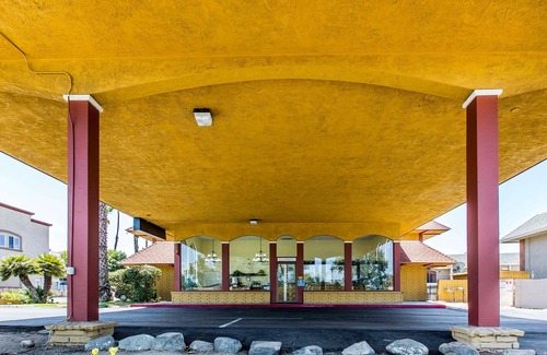 Canyon Lake Hotel | Rodeway Inn & Suites Canyon Lake I-15