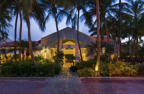 Candelero Abajo Hotel | Wyndham Palmas Beach & Golf Resort