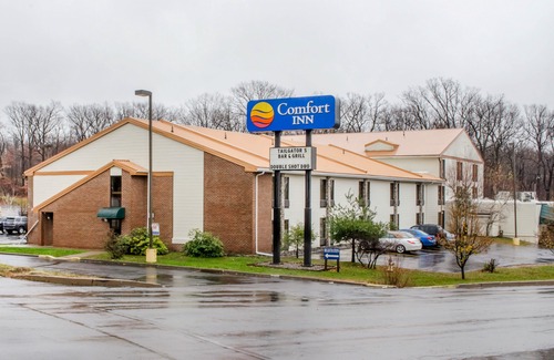 Milnesville Hotel | Comfort Inn West Hazleton