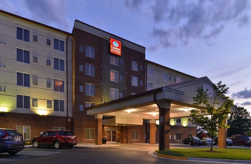 Glen Allen Hotel | Comfort Suites at Virginia Center Commons