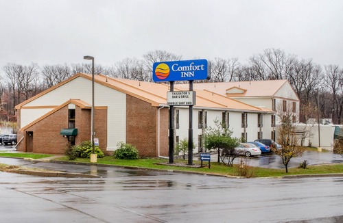 Milnesville Hotel | Comfort Inn West Hazleton