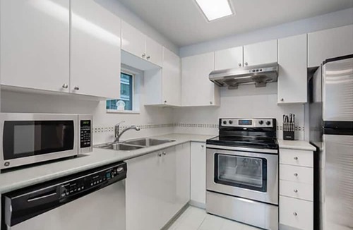 Coal Harbour Condo | Downtown Vancouver 2 Bedroom 2 bathroom Condo with Views in Coal Harbour