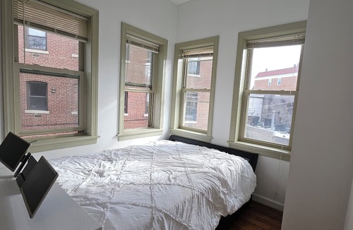 Dupont Circle Bed & Breakfast | DC Playhouse Charming 2-bedroom bed & breakfast in lovely Georgetown Washington