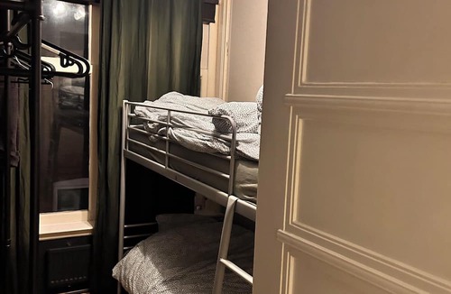Binnenstad House | In the Heart of the Center, Opposite Dam Square