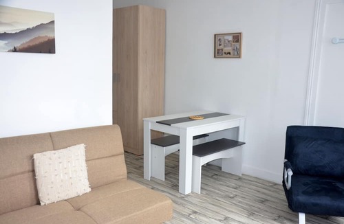 Chambon-sur-Voueize Apartment | Studio "Au Bord de L'eau" Pour 3 Personnes, à L'orée D'un Village Authentique