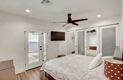 Avant House | Luxury,Pool,Spa,Great Location, great for entertaining