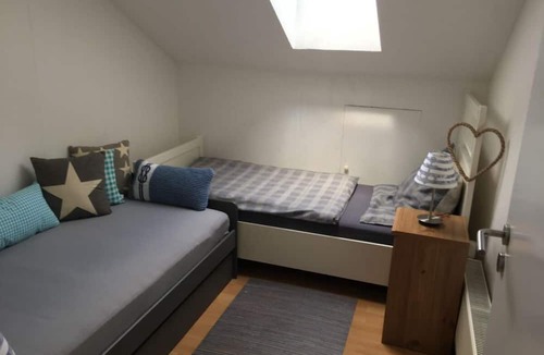 Kirchwerder Apartment | Spacious apartment near seabeach