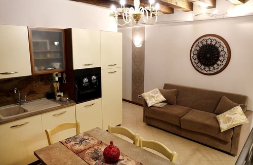 Cannaregio Apartment | SUITE HAVEN IN VENICE WITH PRIVATE SPA