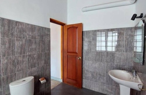 Kandy Bed & Breakfast | Mystique Hideout : King Room with Balcony