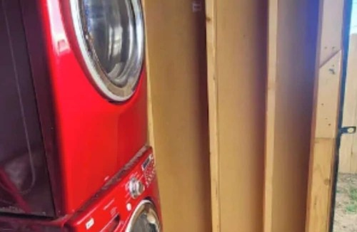 Mojave Apartment | Beautiful Mother in Law Unit suit w/Parking & Wifi