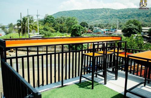 Khlong Yai Resort | Limlay House ริมเลเฮ้าส์